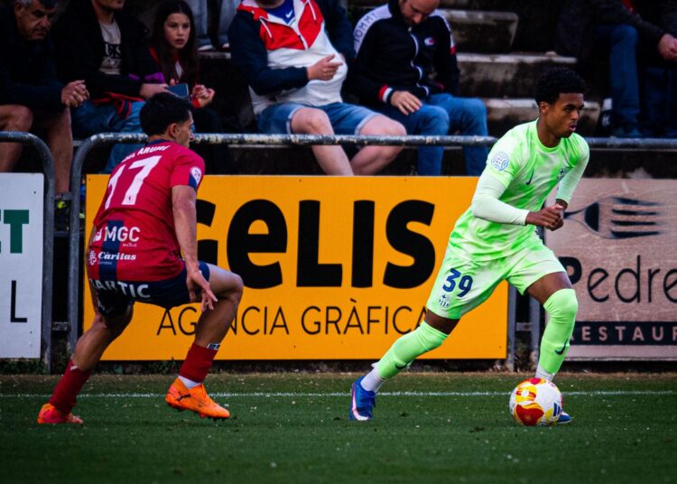 Barça Atlètic players in action during the 2026/27 Segunda Federación season ahead of the CD Arnedo clash.